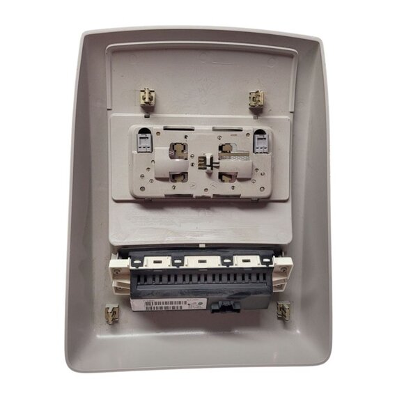 GM Roof Console Air Control Center Dome Light 2007 08 09 10 11 12 13 Tahoe - Picture 5 of 10